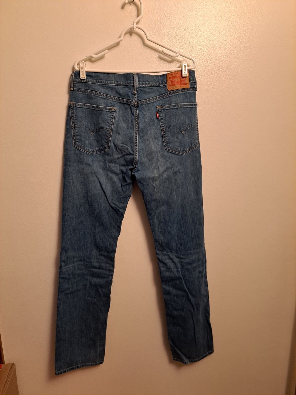 Levi's 514 Men's Classic Straight Fit Denim Jeans